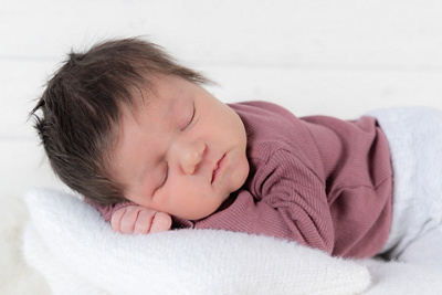 1668032100000-eliana