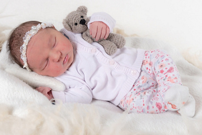 1738059000000-hailey-rose