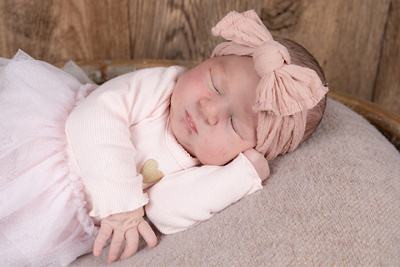 1740132960000-ava-malea