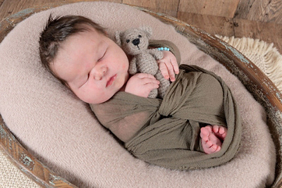 1744560600000-jayson