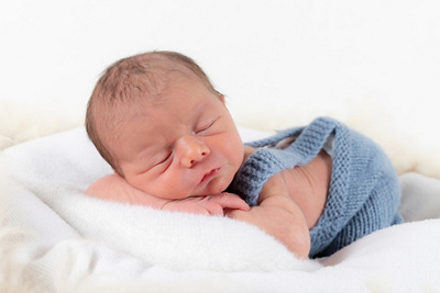 1757069400000-henrik-elias