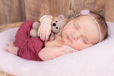 1761171660000-eloise-gjyle