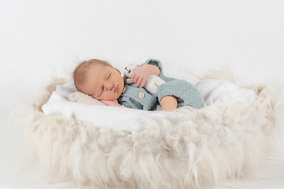 1763766300000-leonardo