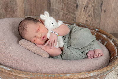 1764140520000-victor