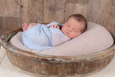 1764748860000-valdrin