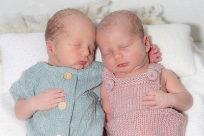 1764854640000-meilin-annemarie--rechts-