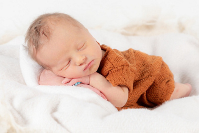 1765763160000-ben-emil