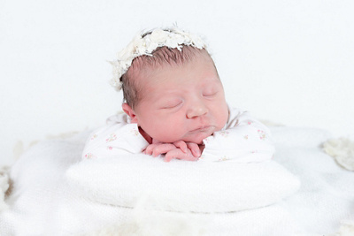 1770875880000-eliana