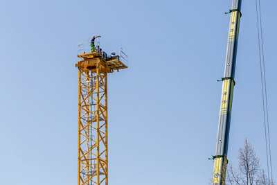 2021_April_Kranaufbau Hof-105