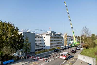 2021_April_Kranaufbau Hof-20