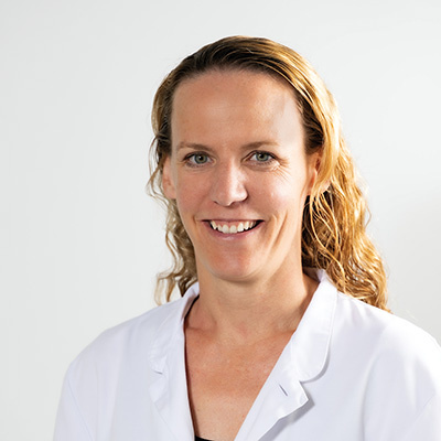 5042966-christa-garnier-schwarz