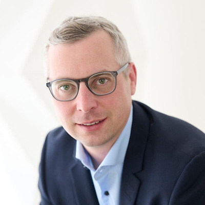 CRM portrait (800 x 800 px) - 1