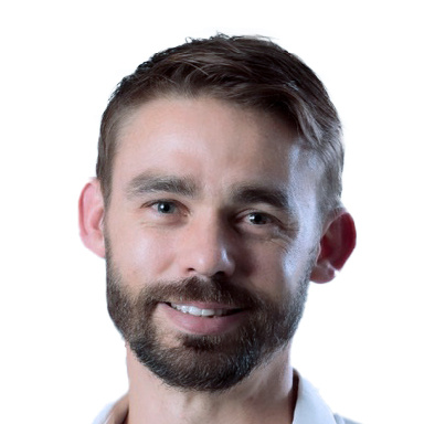 Dr Laurens Van der Merwe, general ophthalmologist, at private hospital, Mediclinic Cape Gate