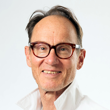 Dr Stephan van Dijk