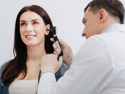 Ausschnitt aus dem virtuellen Klinikrundgang in einem Patientenzimmer