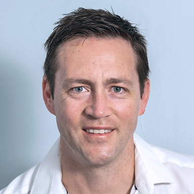 Dr Freddie van der Colff Ophthalmologist at Mediclinic Panorama