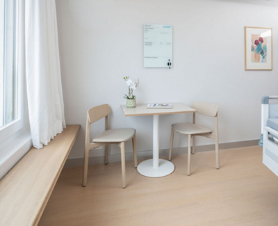 HIRSL_KLINIK_STEPHANSHORN_BETTENSTATION-2686