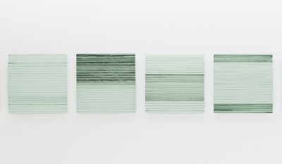 Between Light and Dark von Yvonne Huggenberger