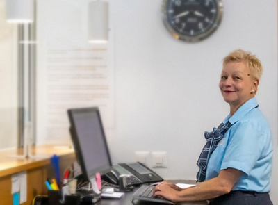 Klinik Birshof Karin Fischer Empfang