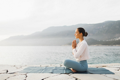 LoveYourHeart Managing Stress_GettyImages-1397270933_resized