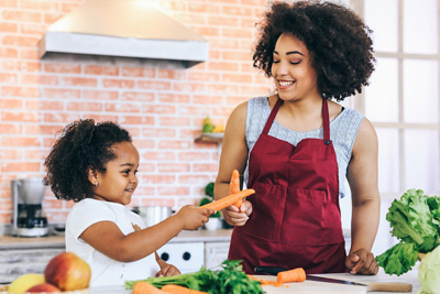 MCSA-Wellness-Hub-Mom-and-daughter