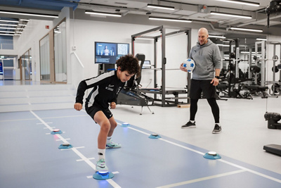 MCW_Training_Performance_Kinder