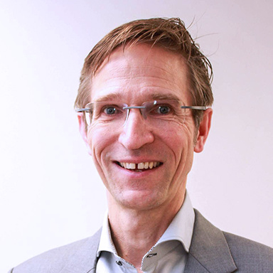 Prof Alexander Zulke 384x384