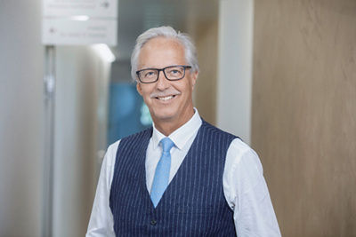 Prof. Urs Dieter Schmid