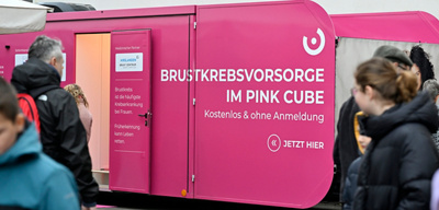 SCHWEIZ PINK CUBE