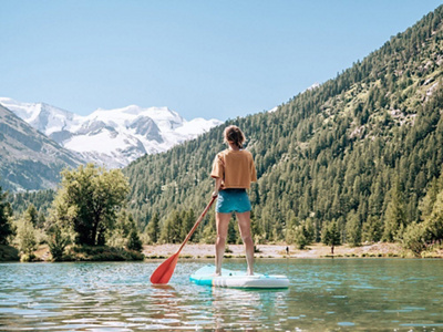 frau-auf-sup-auf-see