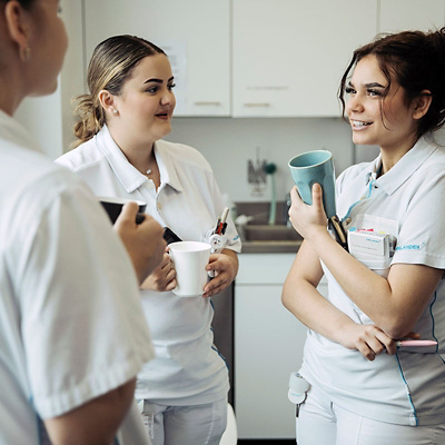 Komm und schau rein in die Klinik Im Park
