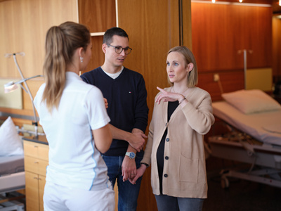 Schwangere Frau im 2. Trimester