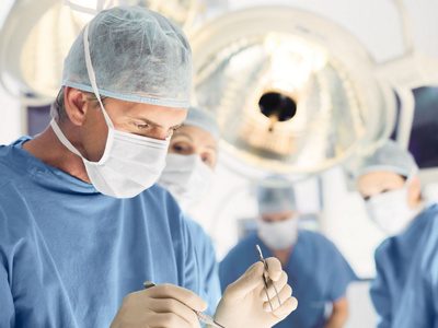 hirslanden-chirurg-operation-1