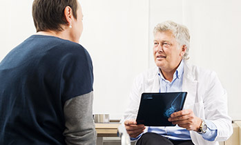 hirslanden-operative-therapiemoeglichkeiten-bei-brustkrebs-1