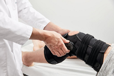 Konservative Therapie bei geringfügigen Verletzungen des Meniskus