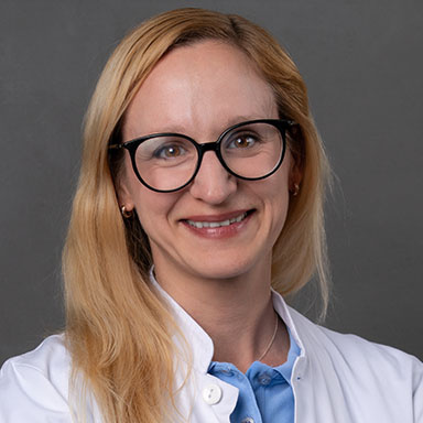 Dr. med. Julia Hermes-Laufer