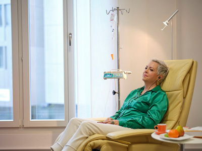 Patientin bei Chemotherapie