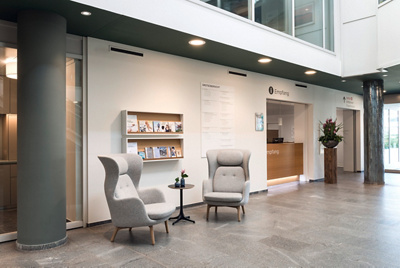 Empfang und Eingangsbereich Hirslanden Klinik Birshof