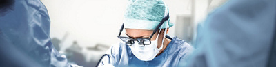 Chirurg bei der Operation