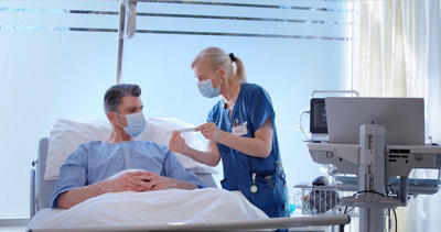 Patient kommt im St. Anna in Meggen an