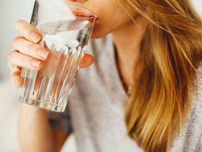 Wie viel muss ich am Tag trinken?