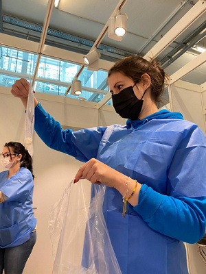 twt_frau-mit-plastiktuete