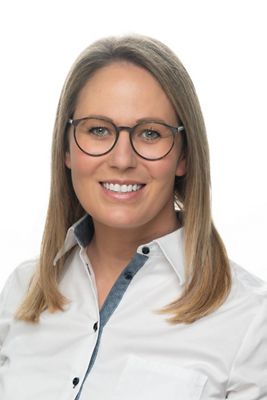 Portrait Nora Dillier