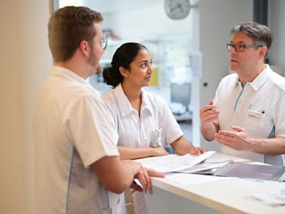 Medium-HIR_neutral_045-X